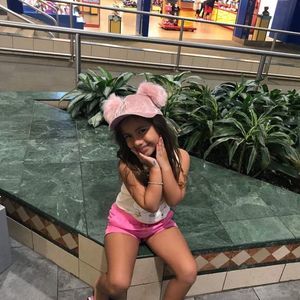 Meet your Posher, Carlos david